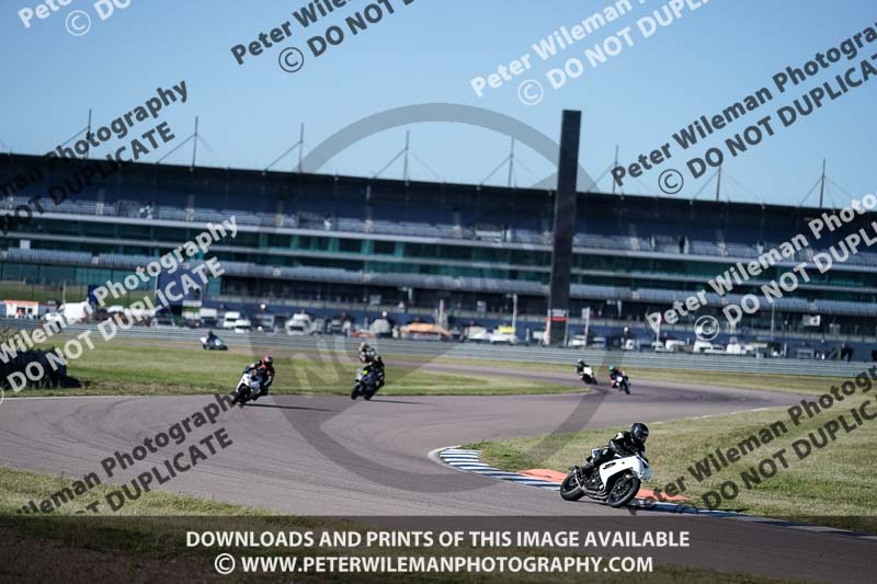 Rockingham no limits trackday;enduro digital images;event digital images;eventdigitalimages;no limits trackdays;peter wileman photography;racing digital images;rockingham raceway northamptonshire;rockingham trackday photographs;trackday digital images;trackday photos